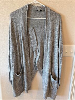 American Eagle Heather Gray Open Front Cardigan